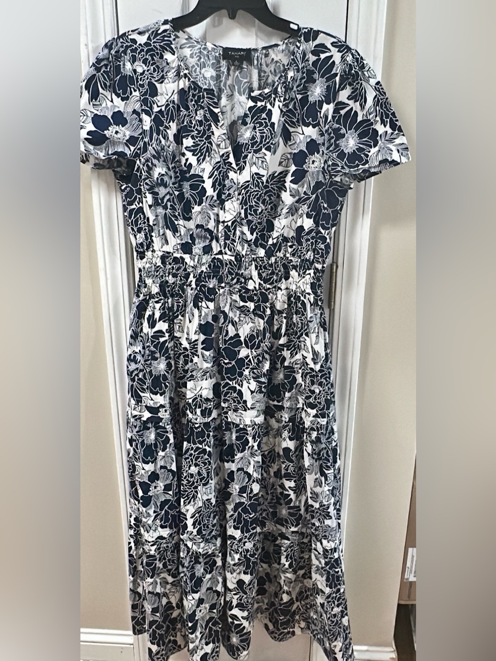 Tahari ASL Navy and White Floral Midi Dress (mix38)